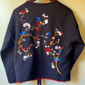 Zara trafaluc zip up jacket size Small